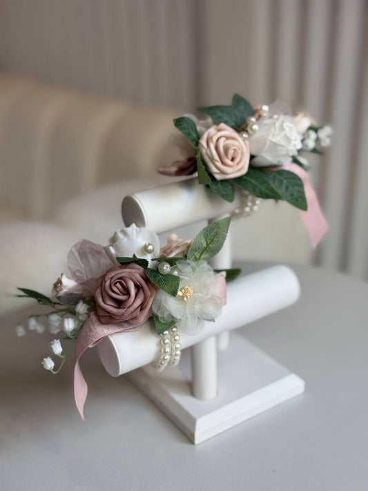 EverBlush Elegance Corsage
