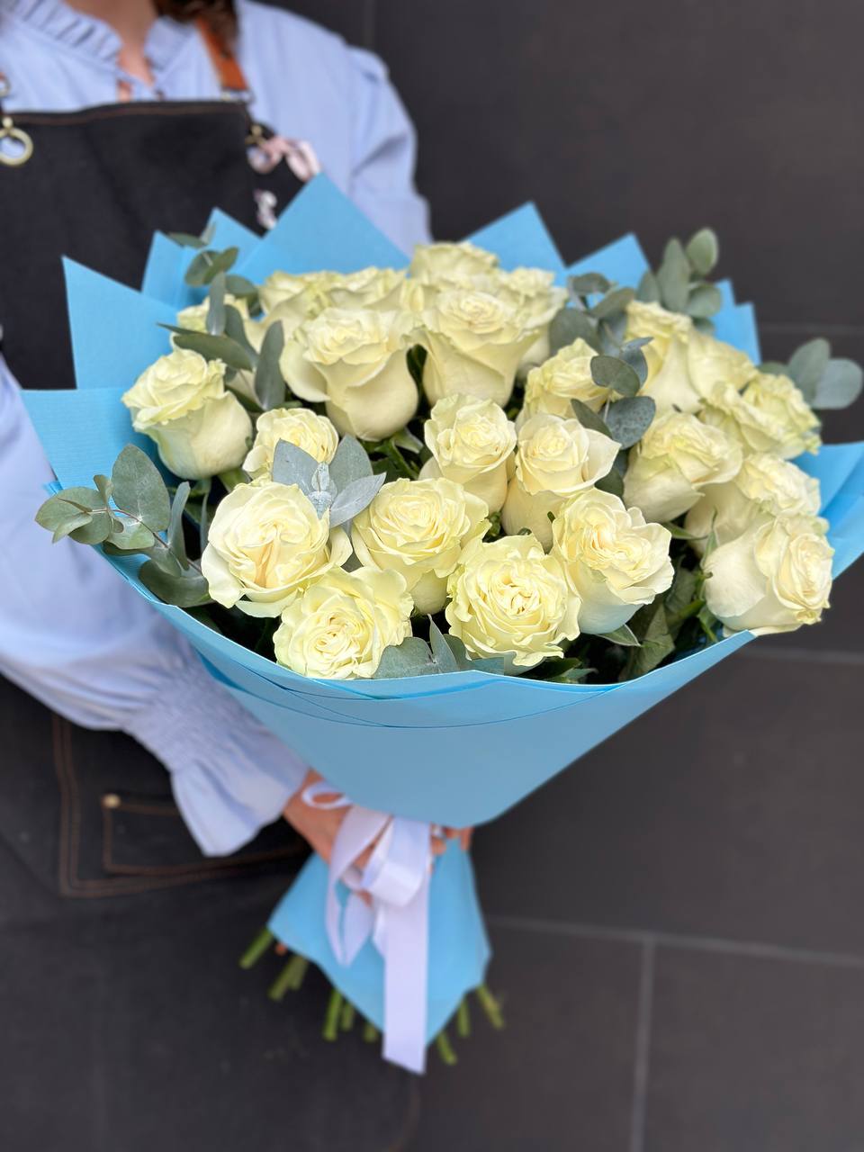 Pure White Roses - Luna Flowers Denver