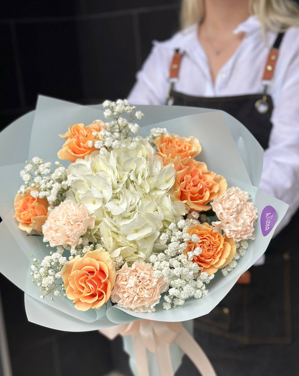 Fresh Peaches - Luna Flowers Denver