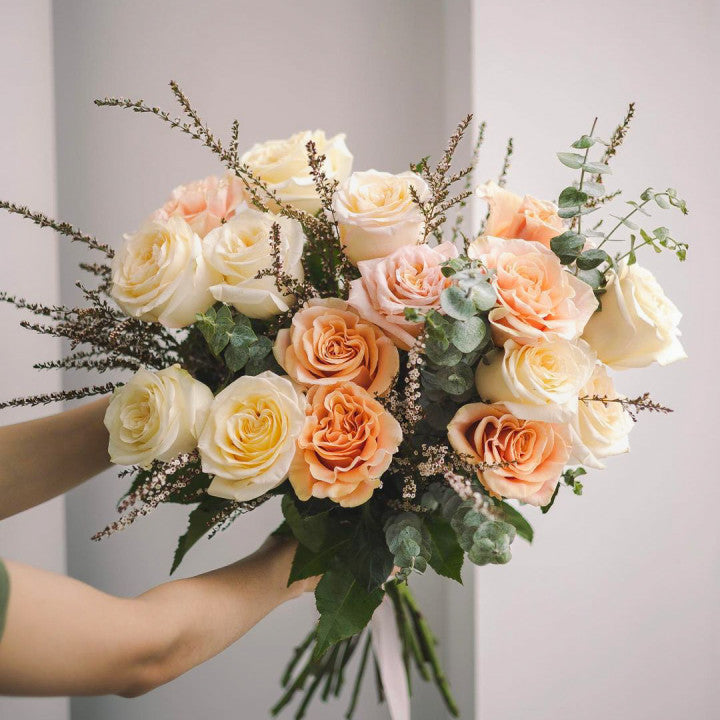 Luna Flowers Club Bouquet - Luna Flowers Denver